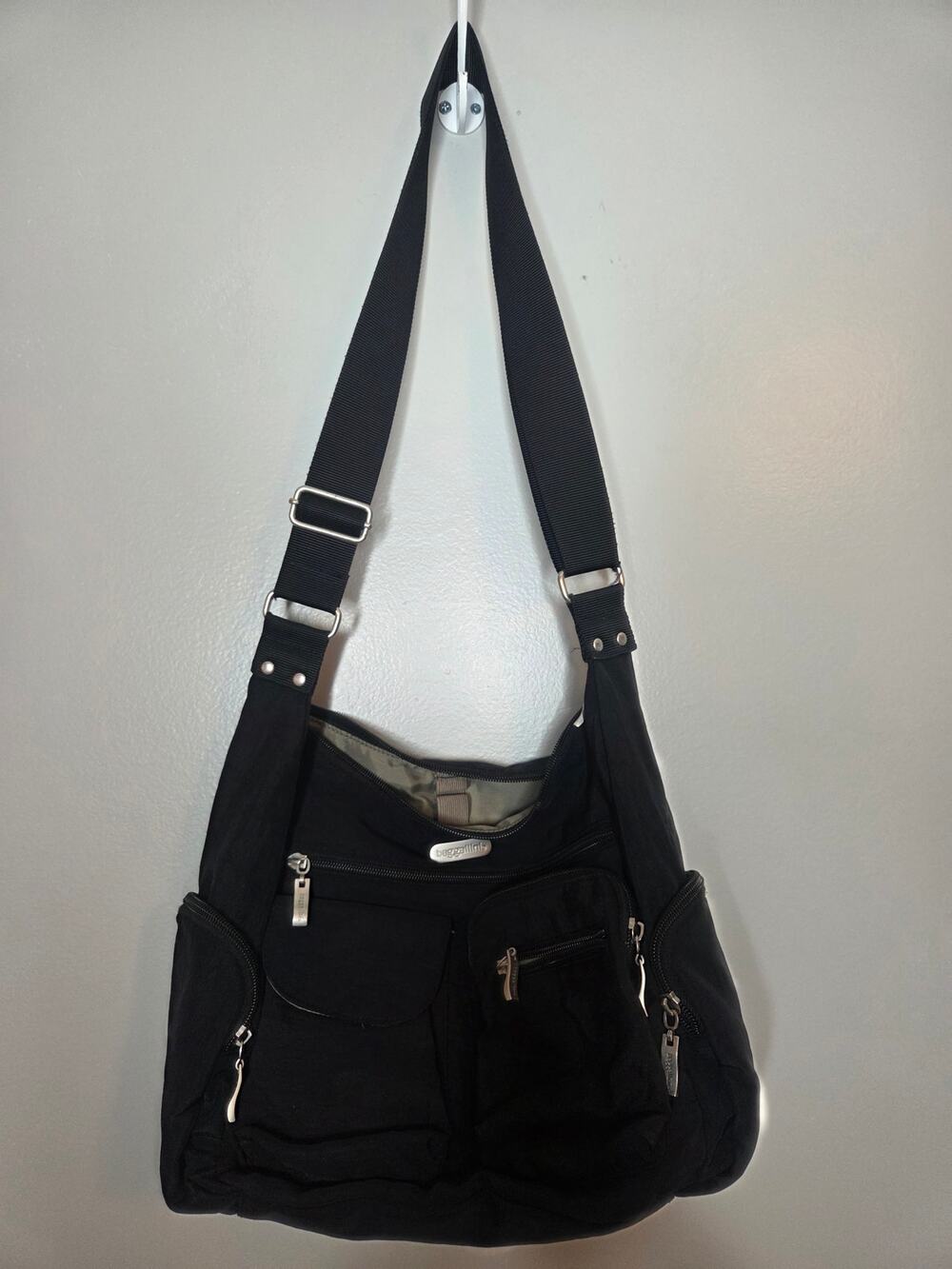 Baggallini Everyplace Crossbody Black Nylon Travel Purse Shoulder Bag